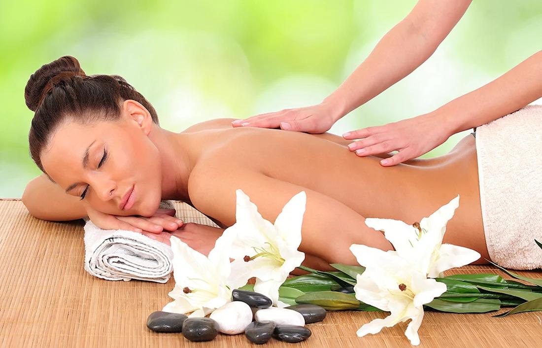 מזמינה אותך לחוויית עיסוי מפנקת  -  ללא מין !! Massage